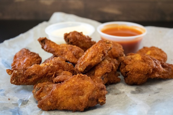 The String Bean Restaurant 1310 West Campbell Road - Chicken Wings (8 pcs)