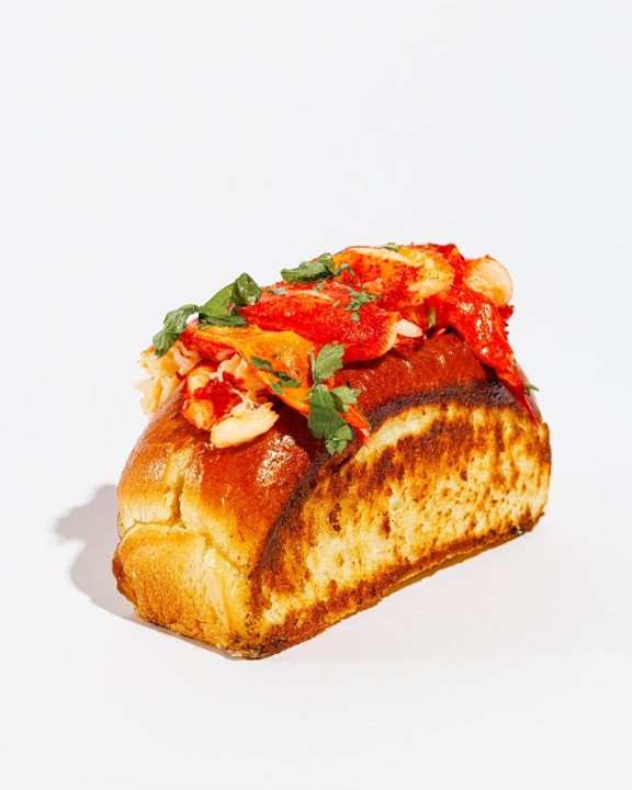 “Connecticut” Style Lobster Roll