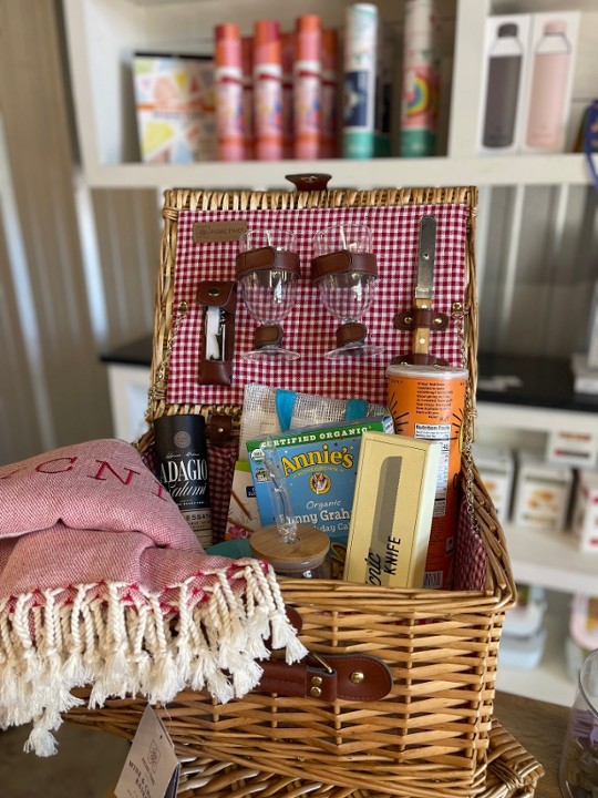 Classic Wine & Cheese Basket