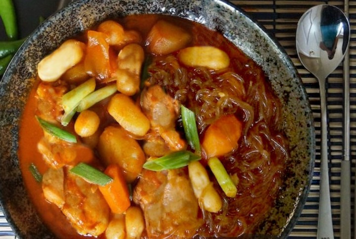 Spicy Chicken & Potato Stew (Dak-bokkeum-tang)