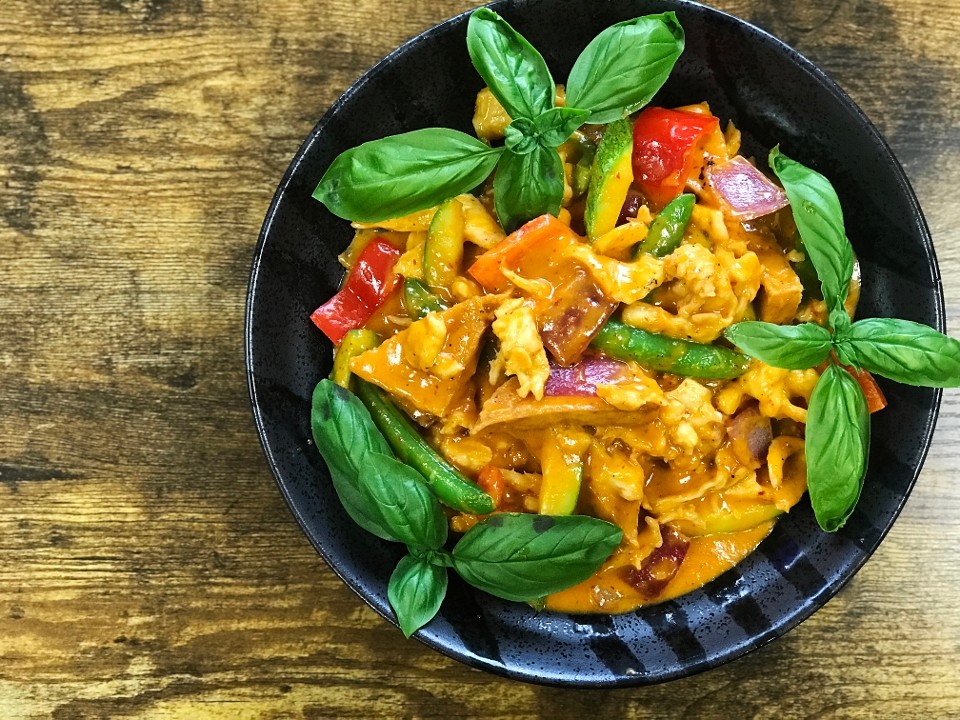 Thai Red Curry Chicken with Vegetable