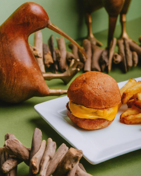 KID CHEESE BURGER SLIDER