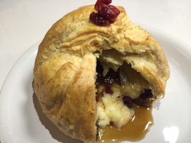 Cranberry Pecan Baked Brie