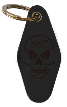 REUNION VERTICAL BLACK KEYCHAIN