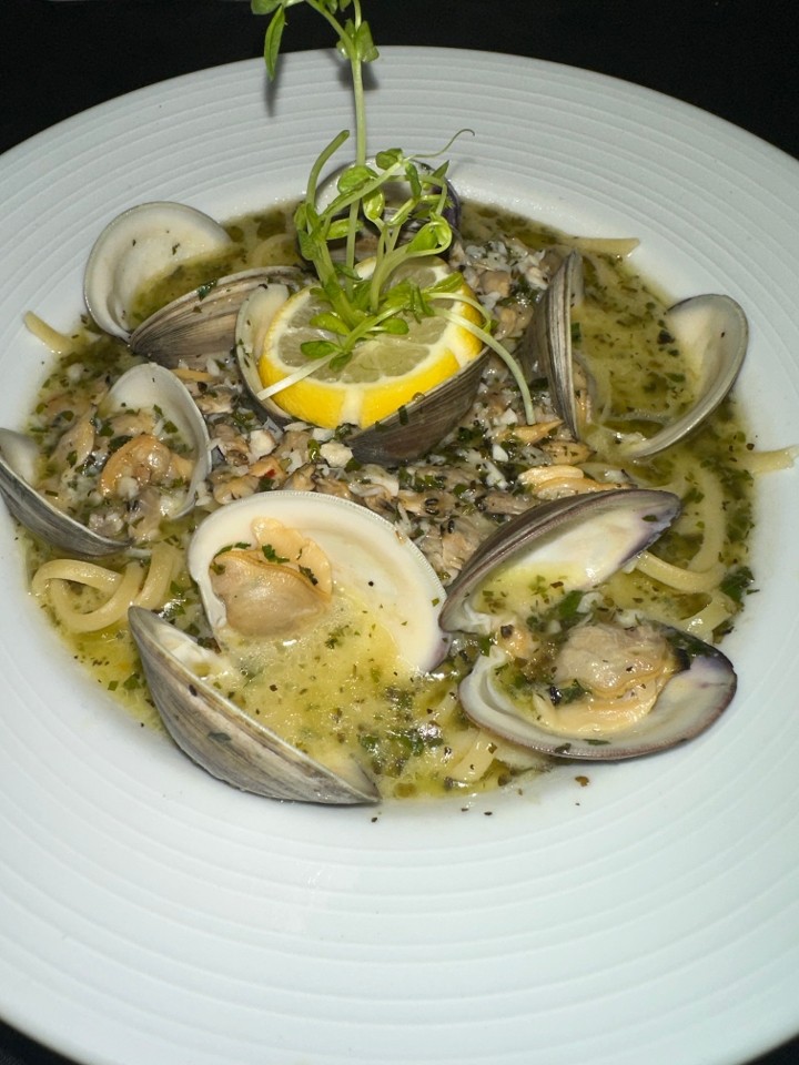 Linguine White Clam Sauce