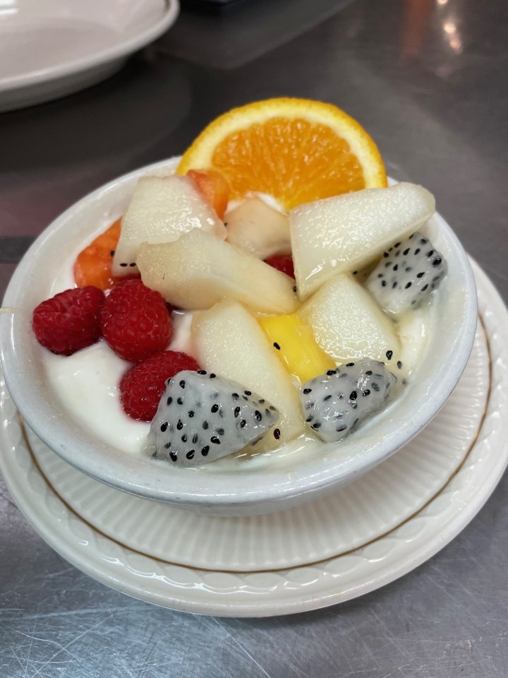 Dahi Yogurt with Fruit