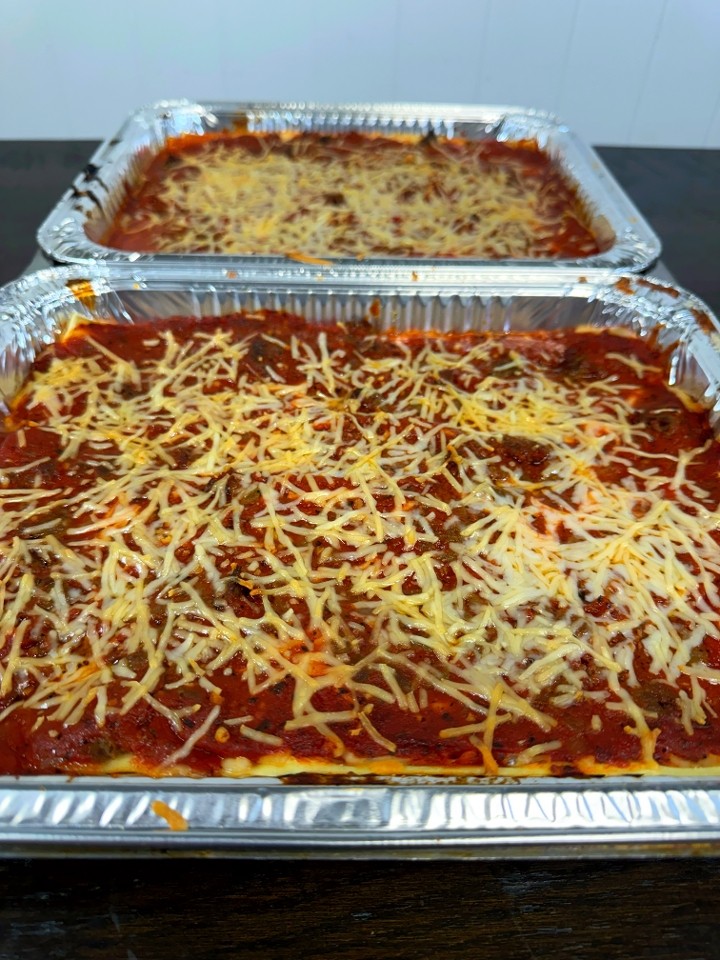 Lasagna Tray – Philly Cheesesteak