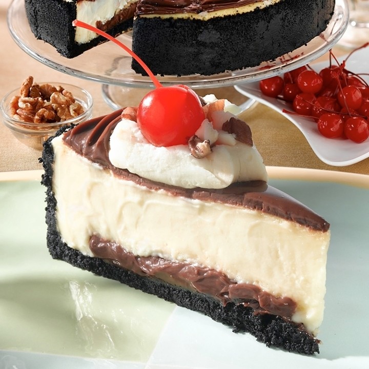 Hot Fudge Sundae Cheesecake