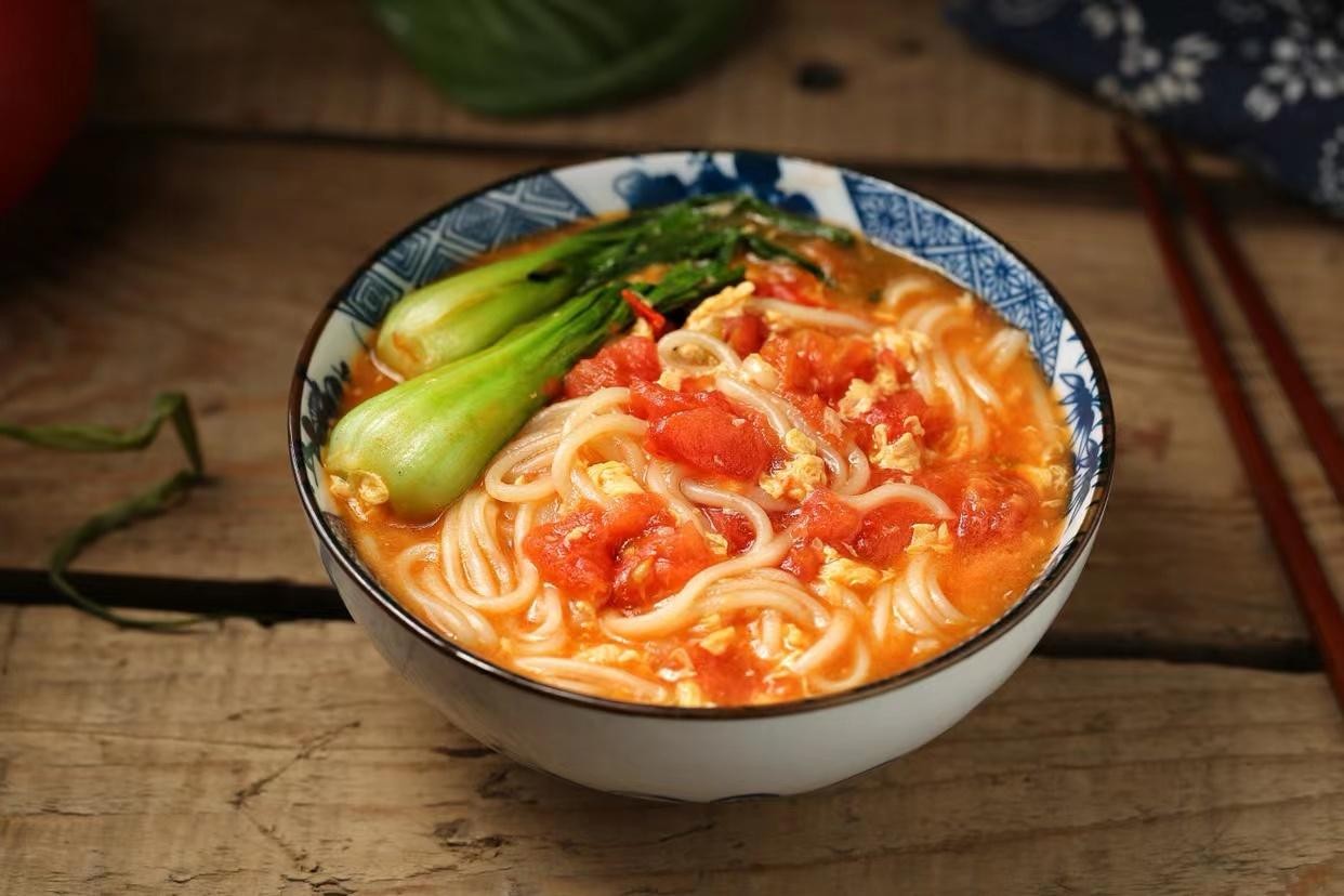 Tomato & Egg Soup Noodles (No Meat) 番茄蛋面