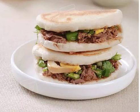 白吉馍夹牛肉 Meijun’s RouGaMo Hamburger (Beef) (1pc)