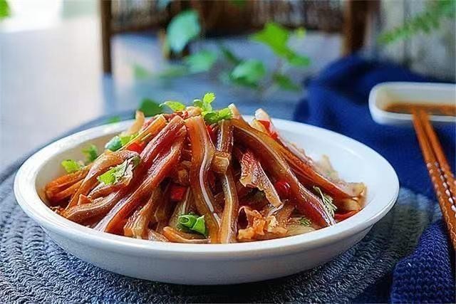 Chef Lee’s Marinated Pig Ear (No Rice) 胖李卤猪耳(1pc)