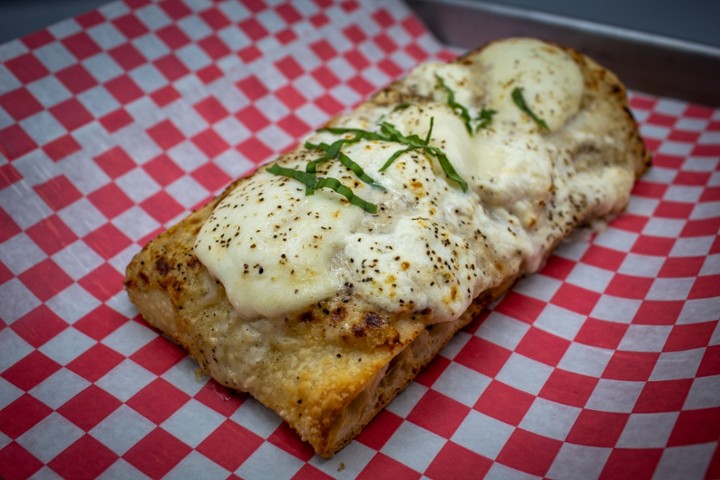 Cacio E Pepe Slice