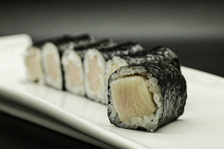 Hamachi Roll