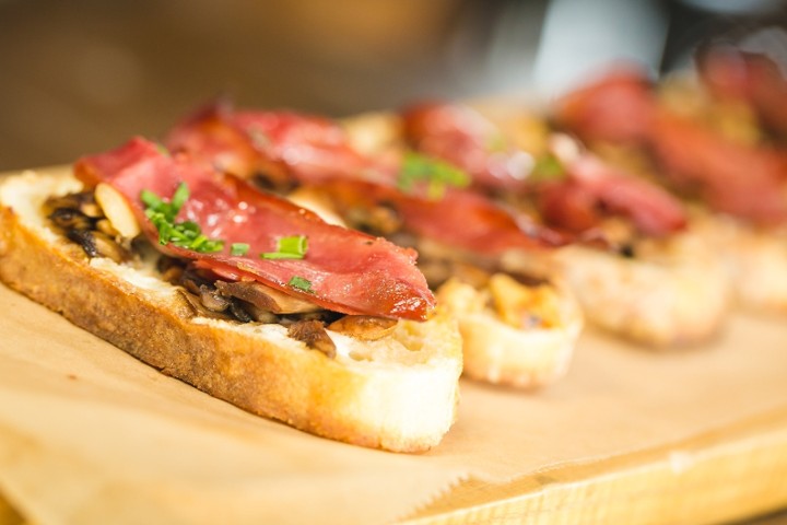 Smoked Duck Bruschetta