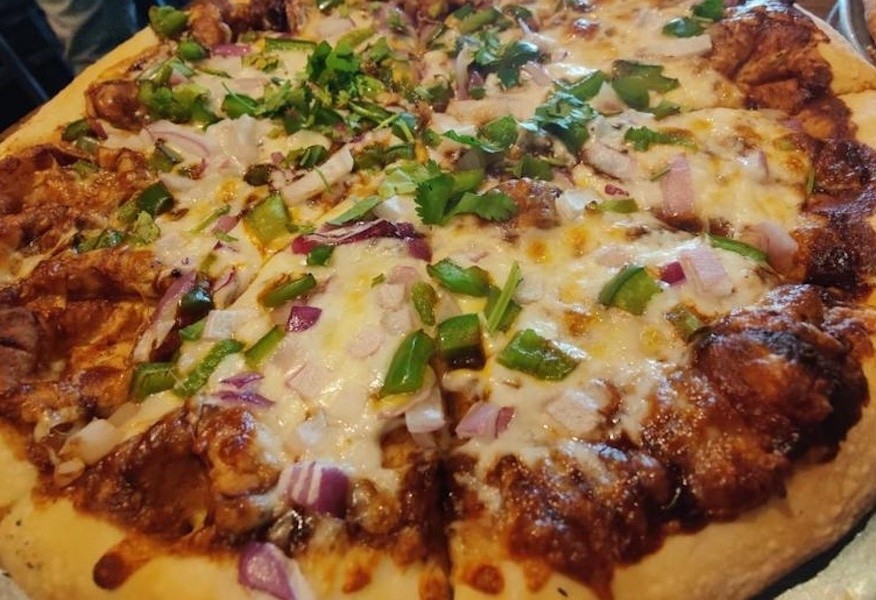 Ulavacharu Paneer Pizza
