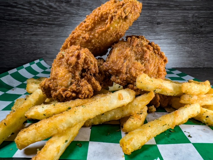 Jumbo Wing Box w/ Fries