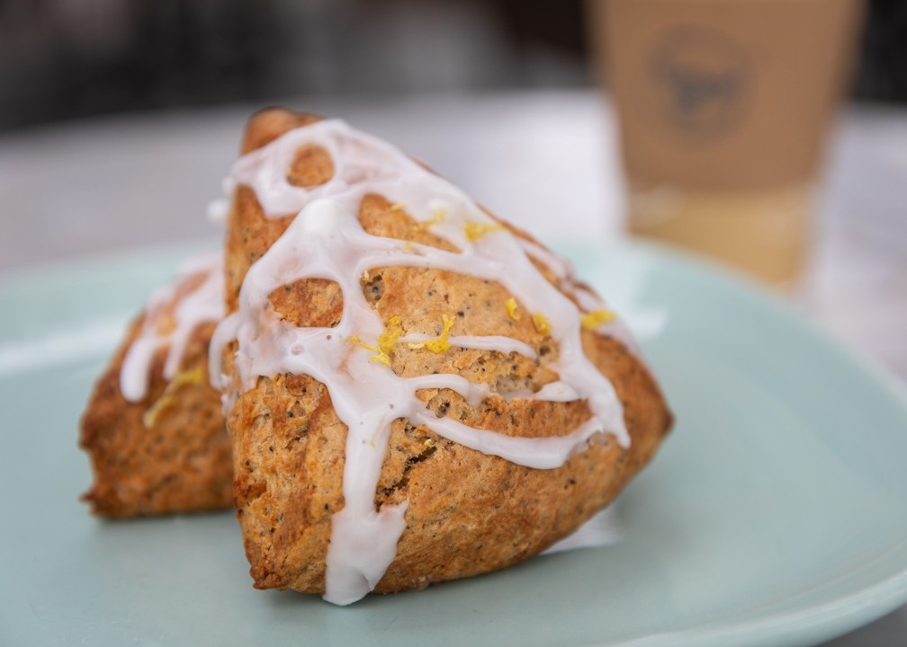 Lemon Poppyseed Scone