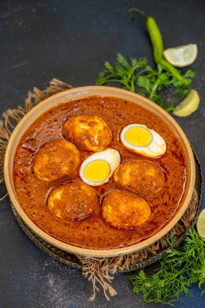 Chettinadu Egg Curry