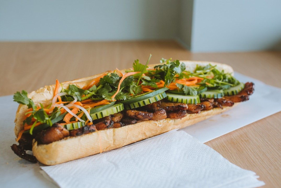 Grilled Pork Banh Mi (heo nuong)