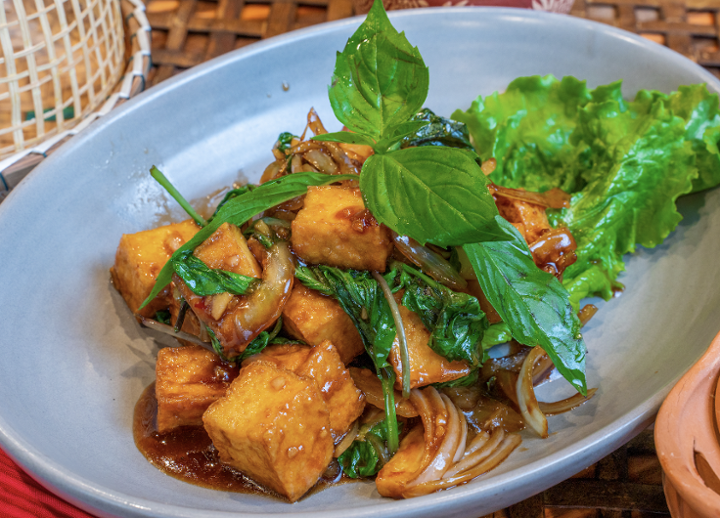 Vegan-Tofu with Thai Basil