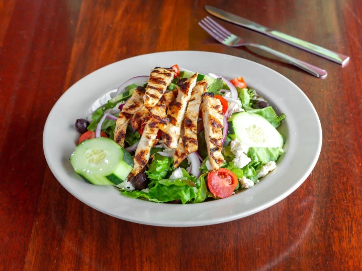 GREEK SALAD W/ GRILLED CHICKEN