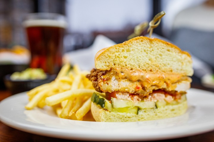 FRIED CHICKEN SANDWICH