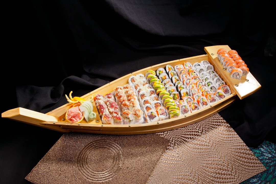 Rockin Rolls & Sashimi Package (serves 7-8)