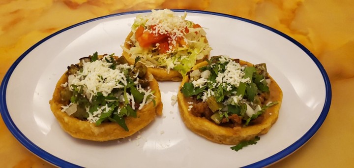 Sopes  Plate