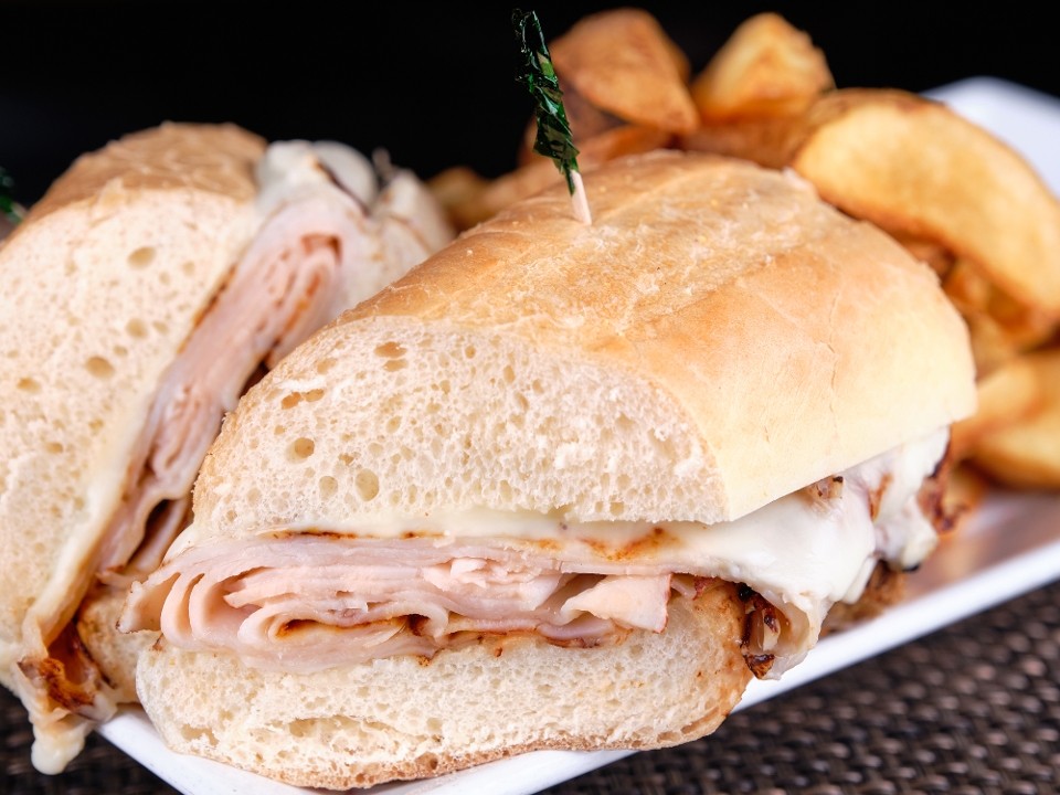 Bob's Burgers & Brew East Wenatchee Turkey Dip