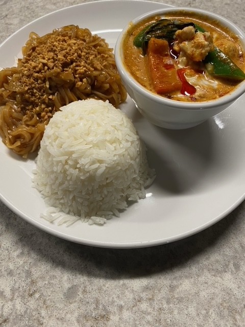 Combo C Curry Chicken