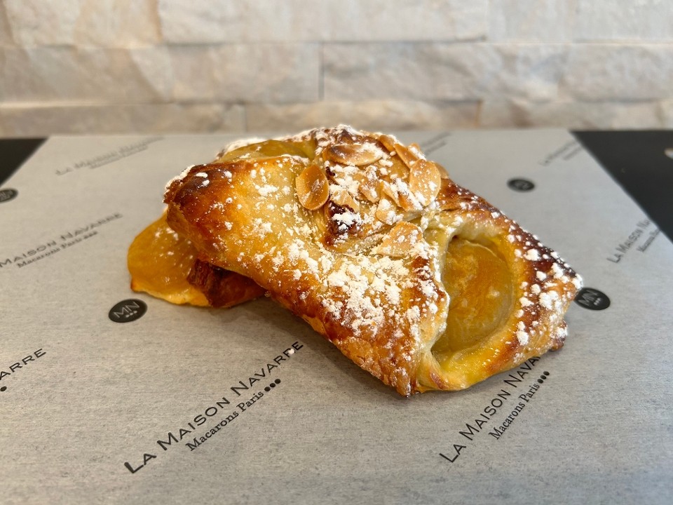 Apricot Croissant