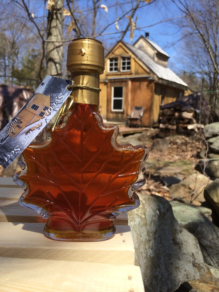 100ml Local Maple Syrup Leaf