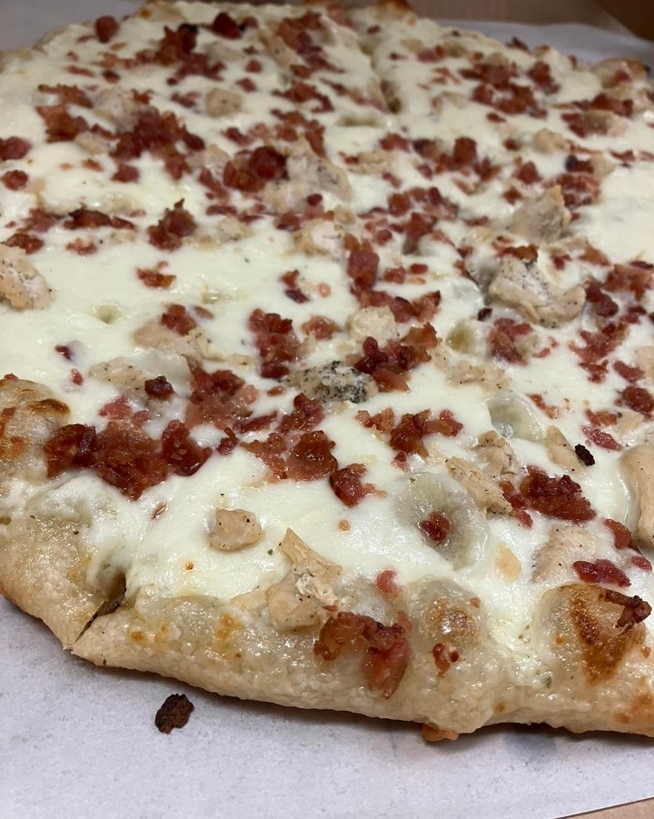 10 INCH CHICKEN BACON RANCH PIZZA
