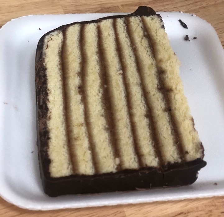 7 layer torte cake slice