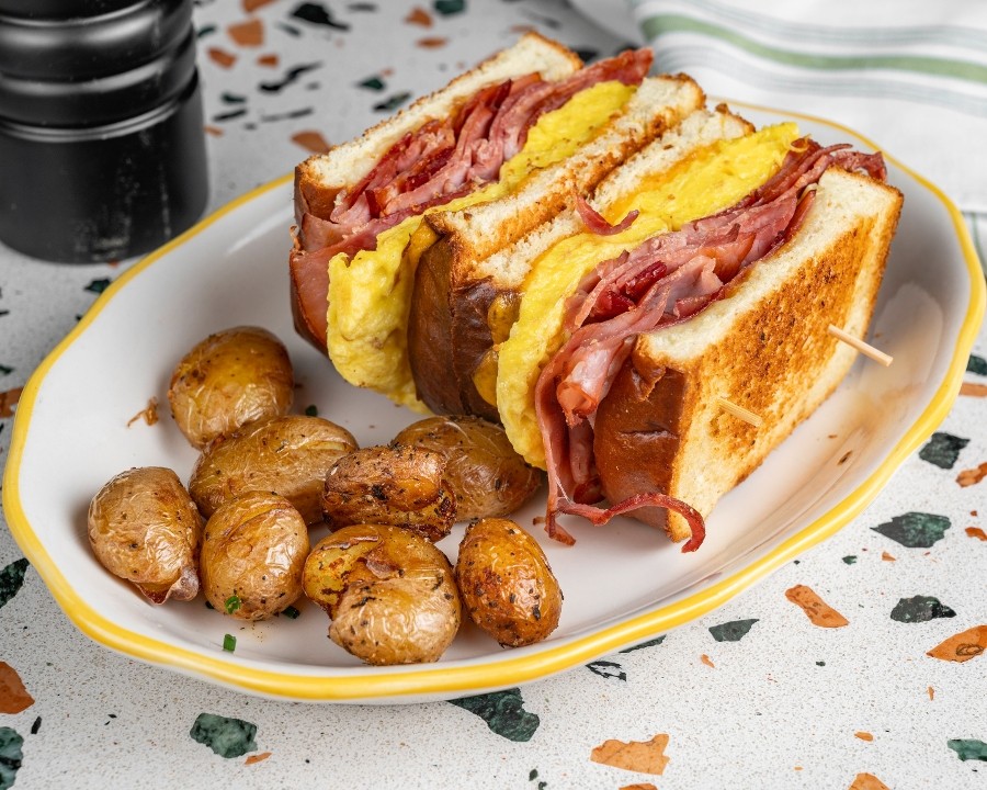 Americano Breakfast Sandwich-