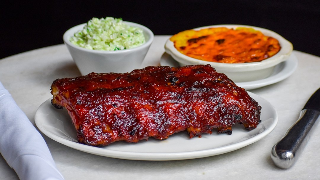 Carson Ribs River East - BBQ Combo