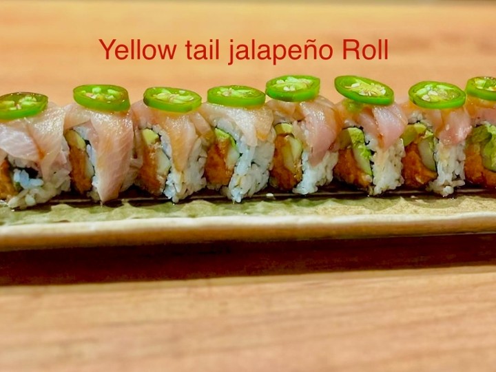 Yellow tail jalapeño Roll
