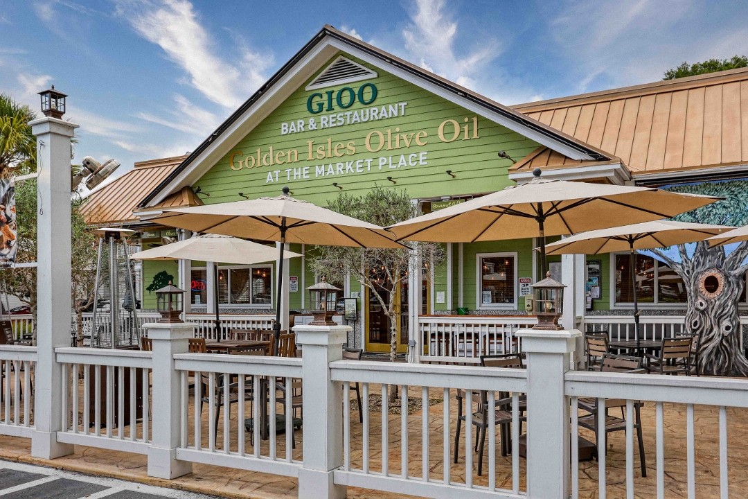 GIOO Restaurant and Market