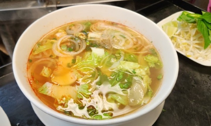 257 - HOT & SOUR - CHICKEN PHỞ