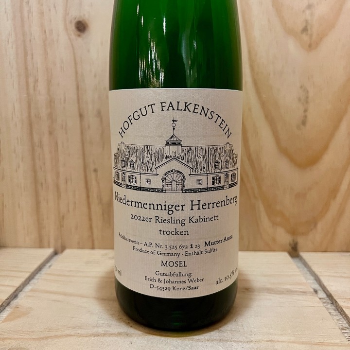 Mosel: 2022 Hofgut Falkenstein Riesling Niedermenniger Herrenberg Kabinett Trocken 750ml