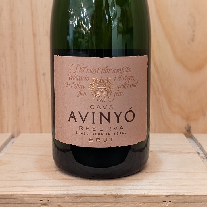 Catalonia: 2020 Avinyo Cava Reserva 750ml