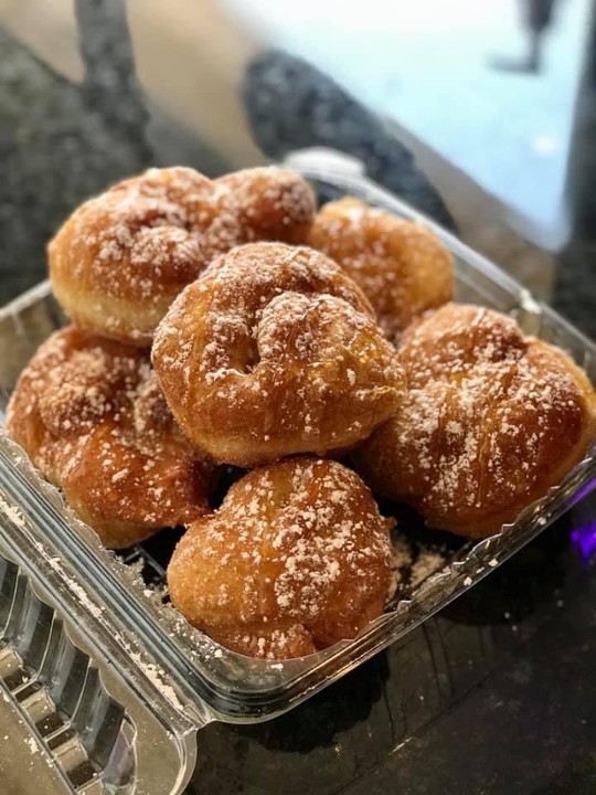 6 - Zeppole