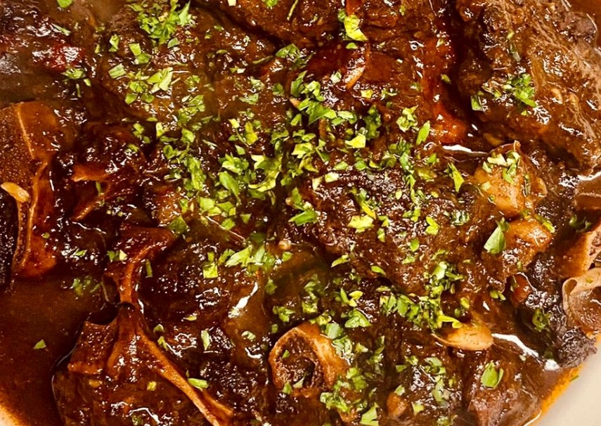 Stewed Oxtail 1/2 tray