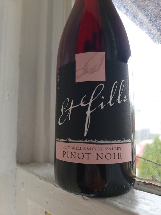 Et Fille Wines Pinot Noir