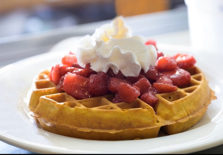 Waffle W/ Strawberries & WC