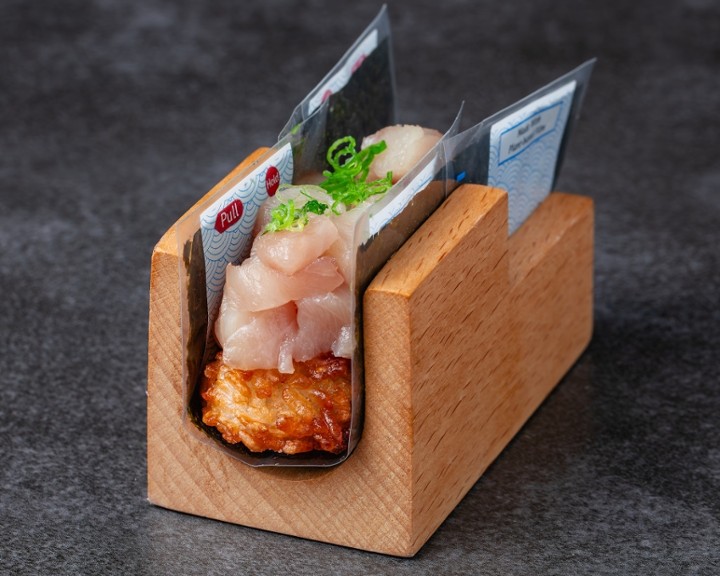 Japanese Hamachi & Scallions Crispy Hand Roll