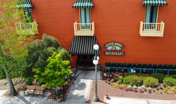Restaurant banner image