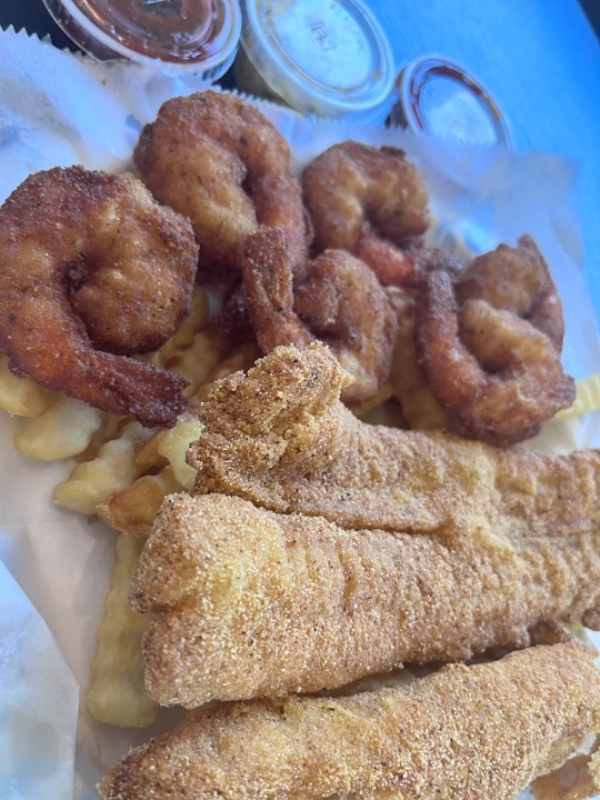 1pc of Walleye and 6 jumbo shrimp deep fried