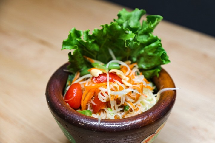 SPICY PAPAYA SALAD