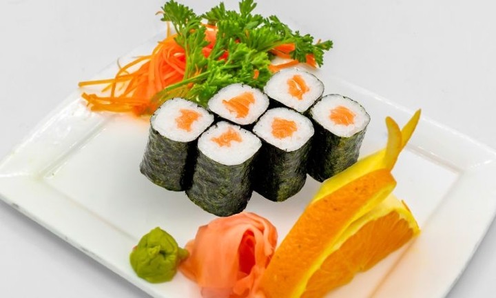 SALMON ROLL